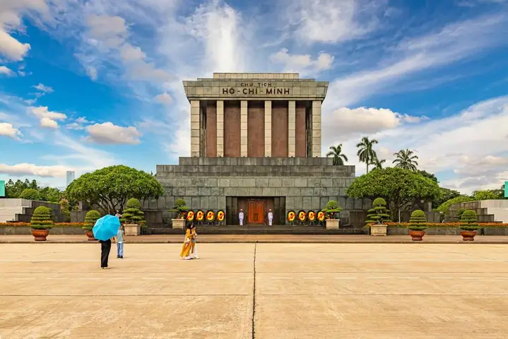 Số Địa Điểm Vui Chơi Ở Hà Nội