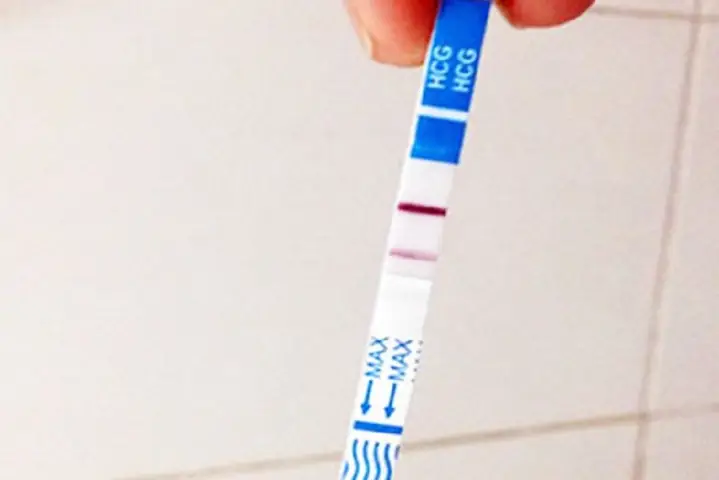 Vạch Mờ Có Thai Hay Không