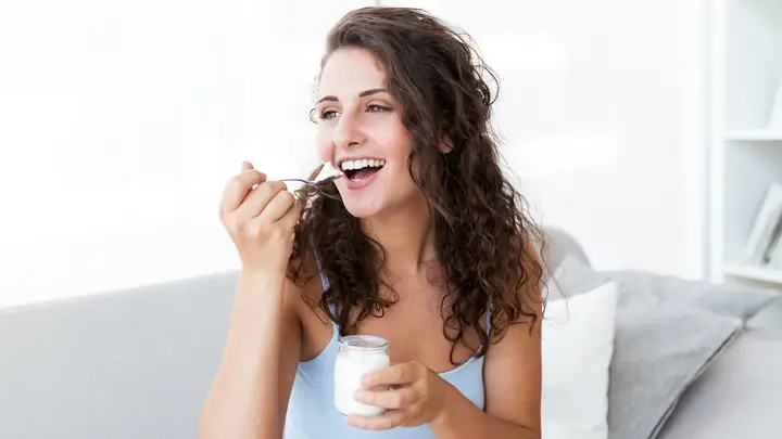Ăn Sữa Chua Trước Khi Ngủ Có Tốt Không