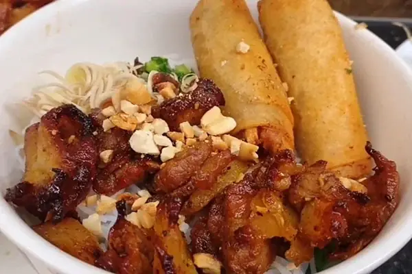 Bà Bầu Ăn Bún Thịt Nướng Được Không