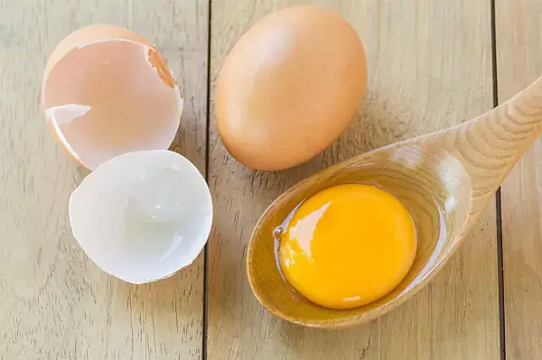 Bà Bầu An Gì De Con Da Trắng Môi Đỏ