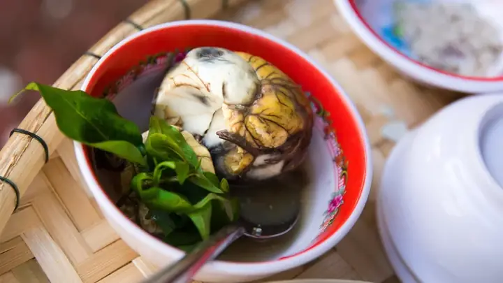 Bà Bầu Ăn Nhiều Trứng Vịt Lộn Có Sao Không