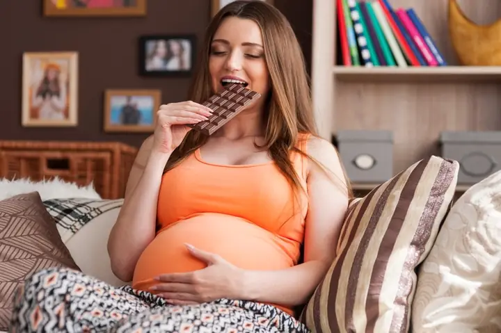 Bà Bầu Có Nên Ăn Socola Đen Không