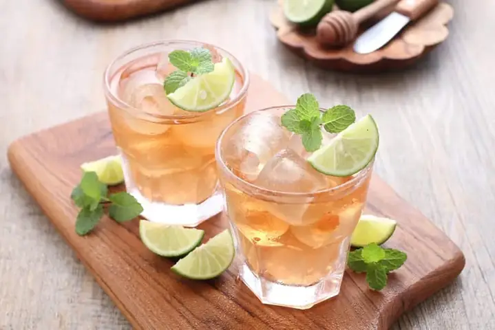 Bà Bầu Có Nên Uống Nước Đá