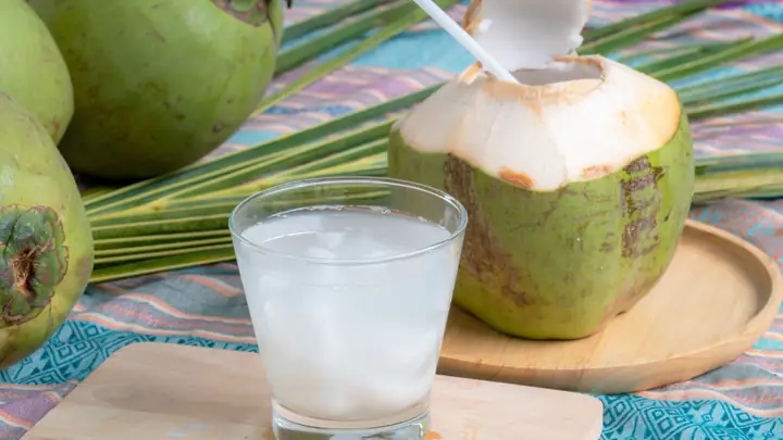 Bà Bầu Uống Nước Dừa Buổi Tối Có Tốt Không Bà Bầu Uống Nước Dừa Buổi Tối Có Tốt Không