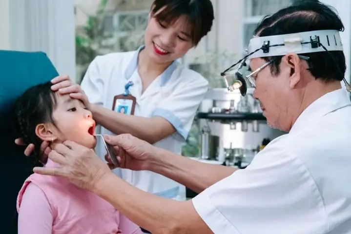Bác Sĩ Dưng Tai Mũi Họng Huế