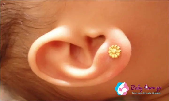 Bấm Lỗ Tai Cho Bé Ở Tphcm