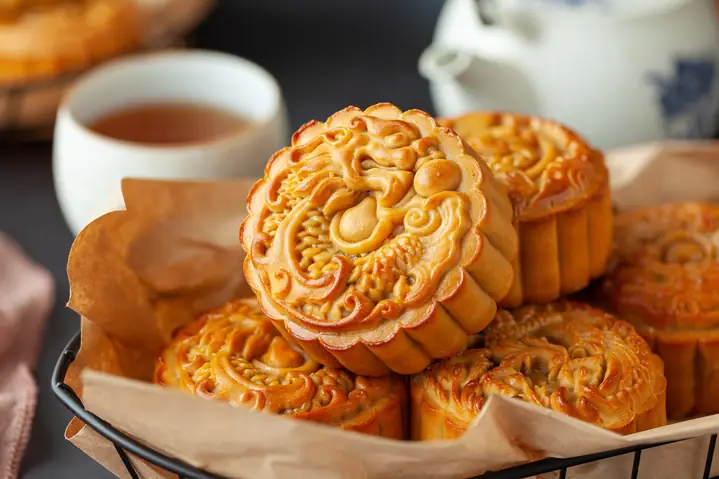 Bánh Trung Thu Kem Lạnh Giá Bao Nhiêu
