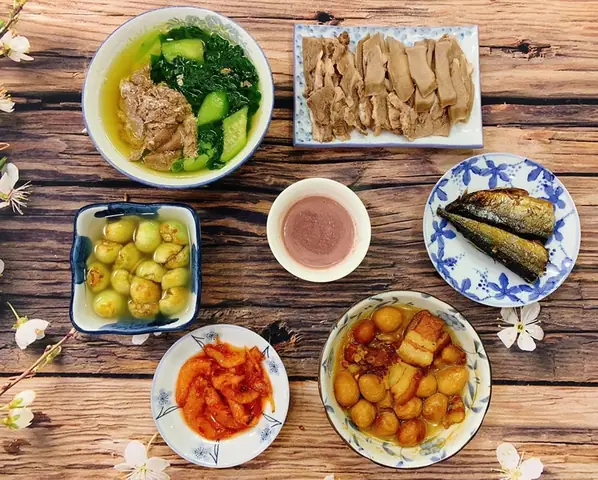 Bầu 1 Tháng Nên Uống Gì