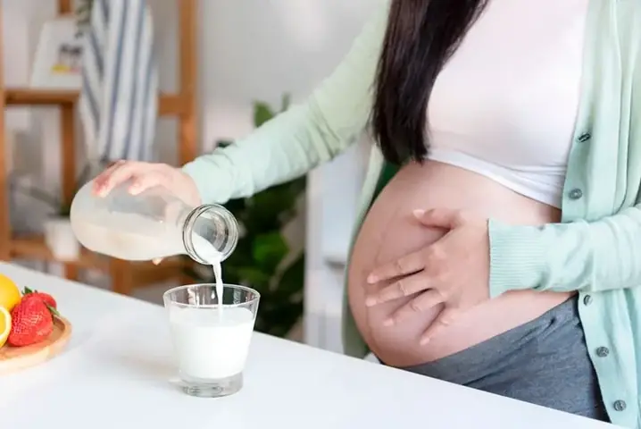 Bầu Có Nên Uống Sữa Bầu Không