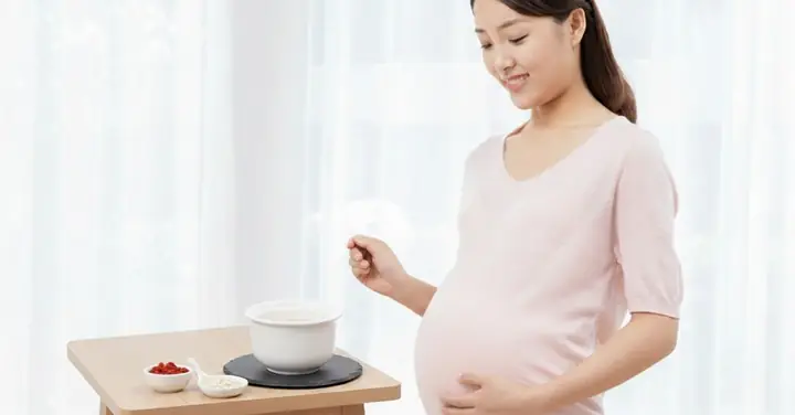 Bầu Uống Yến Sâm Được Không