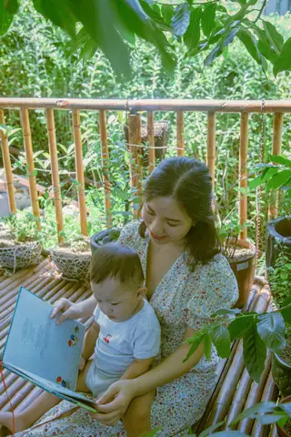 Bé 2 Tuổi Hay Cáu Gắt Ném Đồ