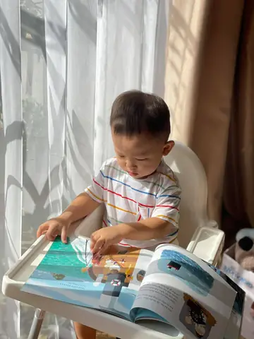 Bé 2 Tuổi Hay Cáu Gắt Ném Đồ