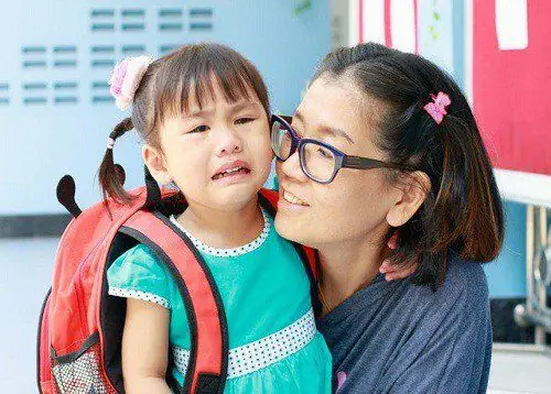 Bé 3 Tuổi Hay Sợ Hãi