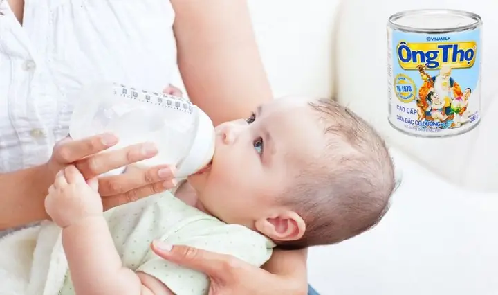 Bé 3 Tuổi Uống Sữa Ông Thọ