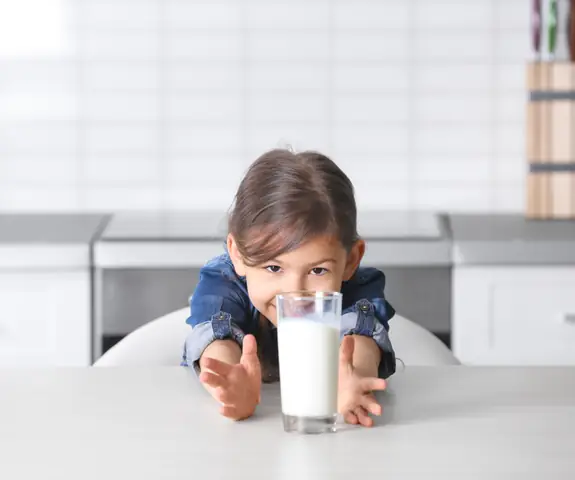 Bé 7 Tháng Uống Sữa Tươi Được Không