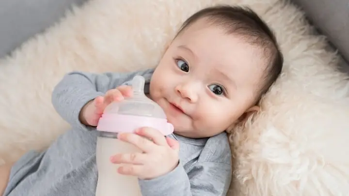Bé 8 Tháng Không Chịu Uống Nước
