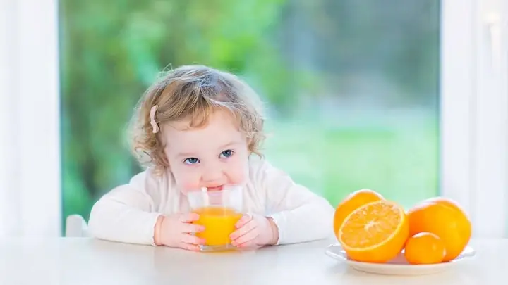 Bé 8 Tháng Uống Được Nước Ép Gì