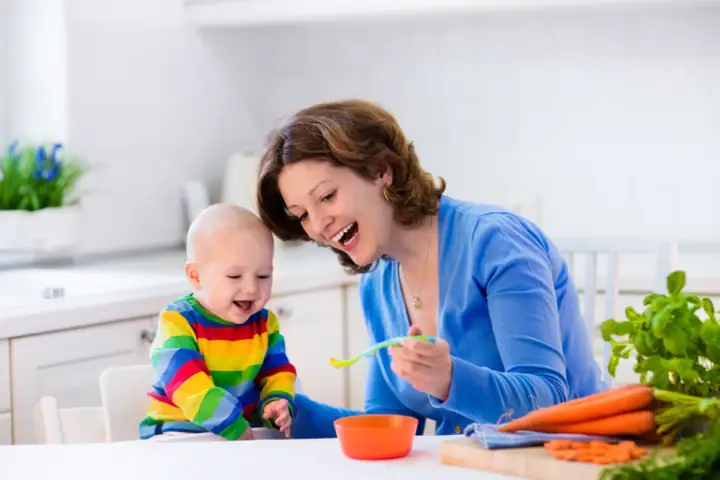 Bé Bắt Đầu Ăn Dặm Nên Ăn Bột Gì