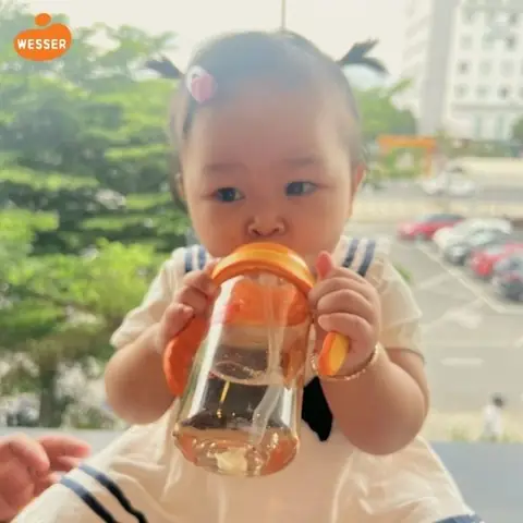 Bé Mấy Tháng Dùng Bình Tập Uống