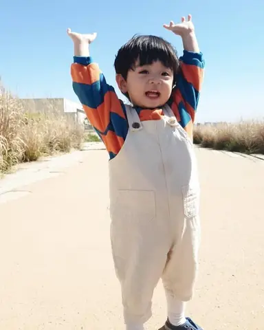 Bé Trai Hàn Quốc Đáng Yêu