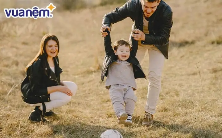 Bố Họ Tạ Đặt Tên Con Gái Là Gì