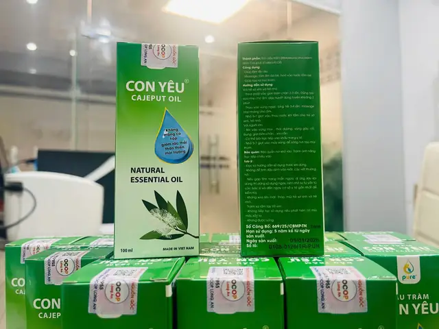 Bôi Dầu Tràm Vào Gan Bàn Chân