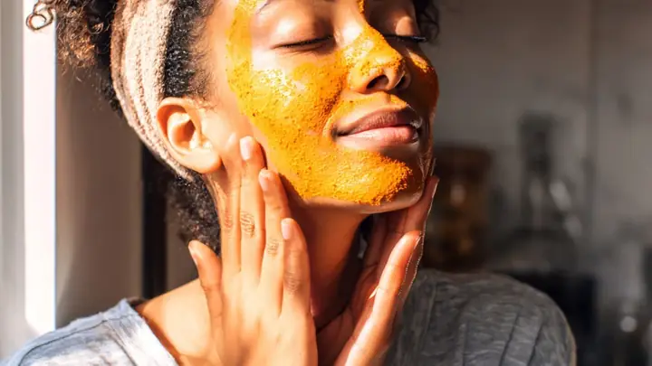 Bôi Nghệ Có Bị Thâm Không