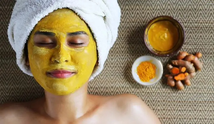 Bột Nghệ Pha Với Gì Đắp Mặt