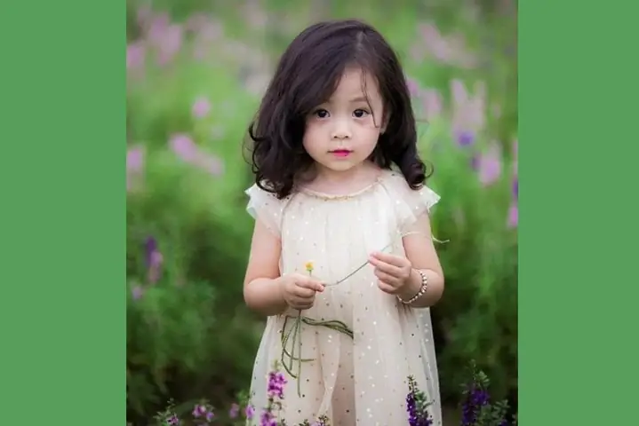 Các Kiểu Tóc Ngang Vai Cho Bé Gái