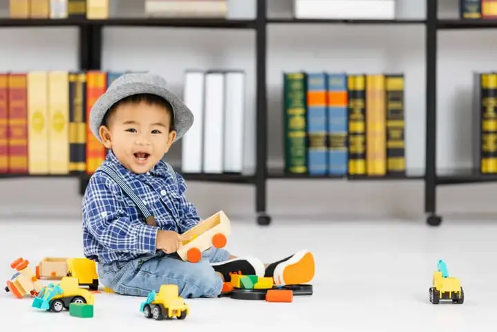 Các Loại Đồ Chơi Cho Be Trai 2 Tuổi