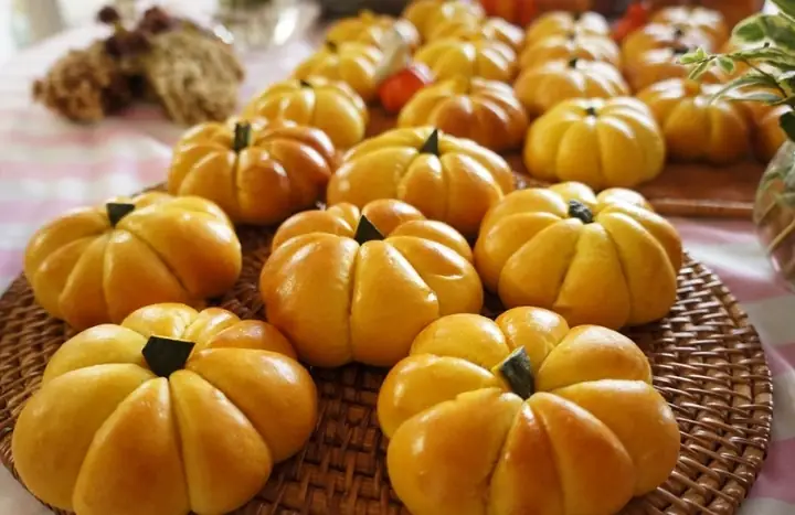 Các Món Bánh Từ Bí Đỏ