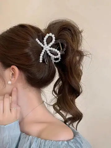 Cách Búi Tóc Bằng Kẹp Càng Cua Cho Tóc Dài