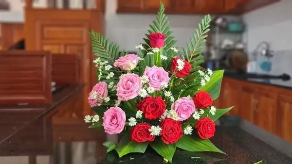 Cách Cắm Hoa Hồng Để Bàn Thờ Cách Cắm Hoa Hồng Để Bàn Thờ