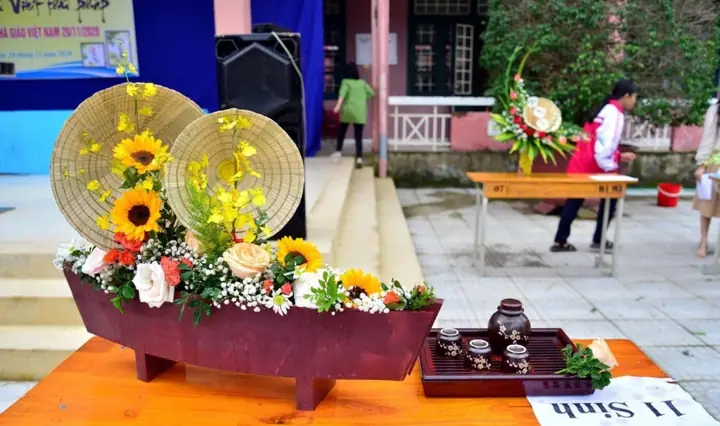 Cách Cắm Hoa Ngày 20 11