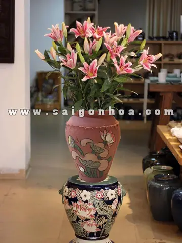 Cách Cắm Hoa Trong Bình Gốm