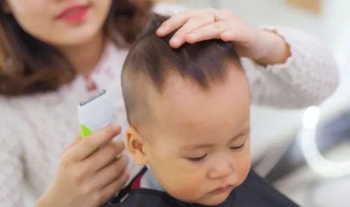 Cách Cắt Tóc Cho Bé Bằng Tông Đơ Cách Cắt Tóc Cho Bé Bằng Tông Đơ