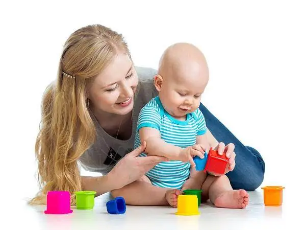 Cách Chăm Sóc Em Bé 10 Tháng Tuổi