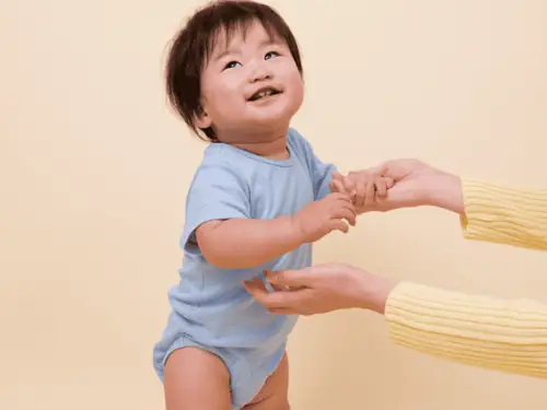Cách Chăm Sóc Em Bé 10 Tháng Tuổi