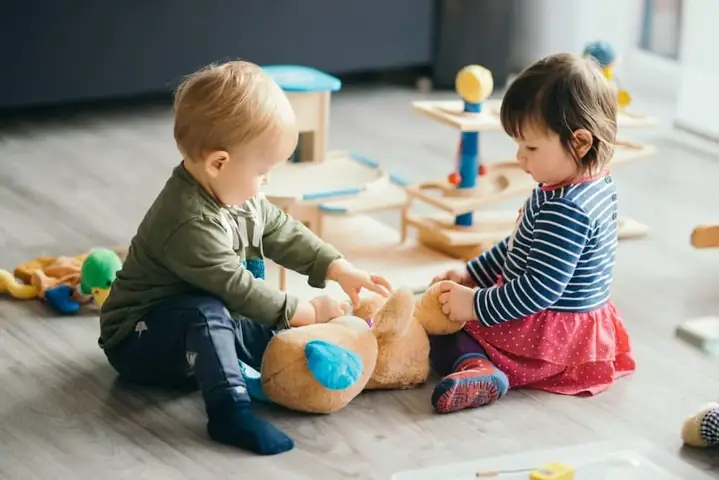 Cách Chăm Sóc Trẻ 13 Tháng Tuổi