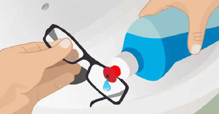 Cách Chùi Keo Dán Sắt Dính Trên Kính