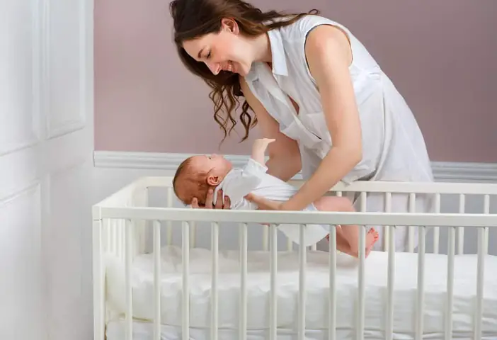 Cách Đặt Bé Ngủ Không Giật Mình
