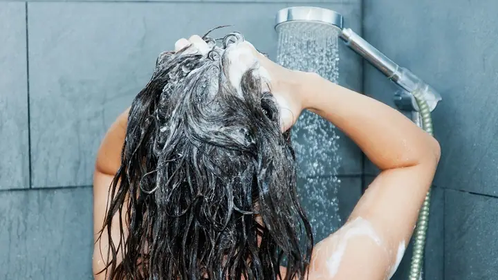 Cách Để Tóc Không Bị Xơ Cách Để Tóc Không Bị Xơ