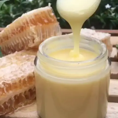 Cách Dùng Sữa Ong Chúa Làm Đẹp Da