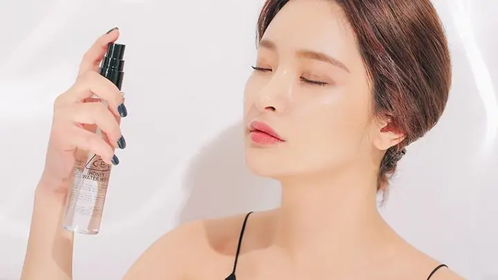 Cách Dùng Xịt Khoáng Cho Da Mặt