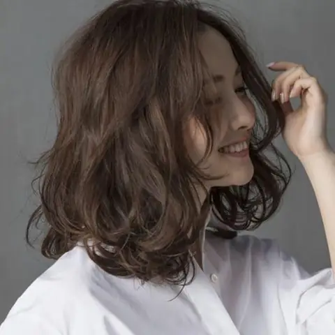 Cách Dưỡng Tóc Uốn Gợn Sóng Cách Dưỡng Tóc Uốn Gợn Sóng