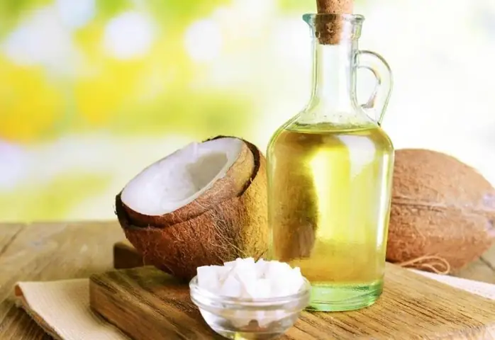 Cách Dưỡng Trắng Da Mặt Bằng Dầu Dừa