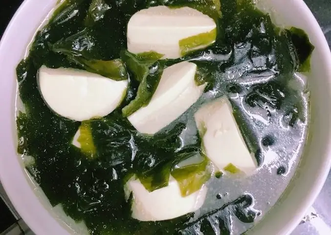 Cách Làm Canh Rong Biển Đậu Phụ