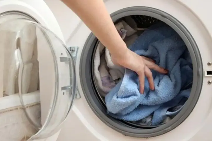 Cách Làm Khô Áo Nhanh Nhất