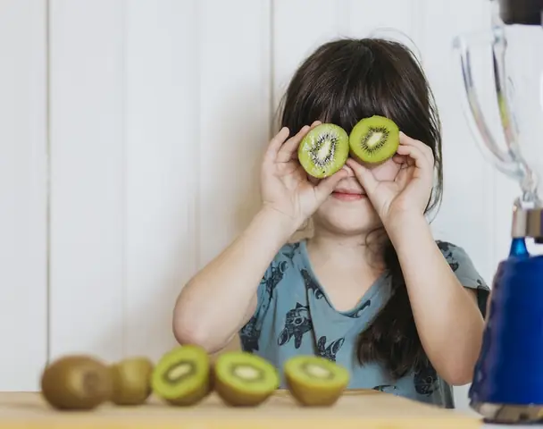 Cách Làm Kiwi Cho Bé Ăn Dặm